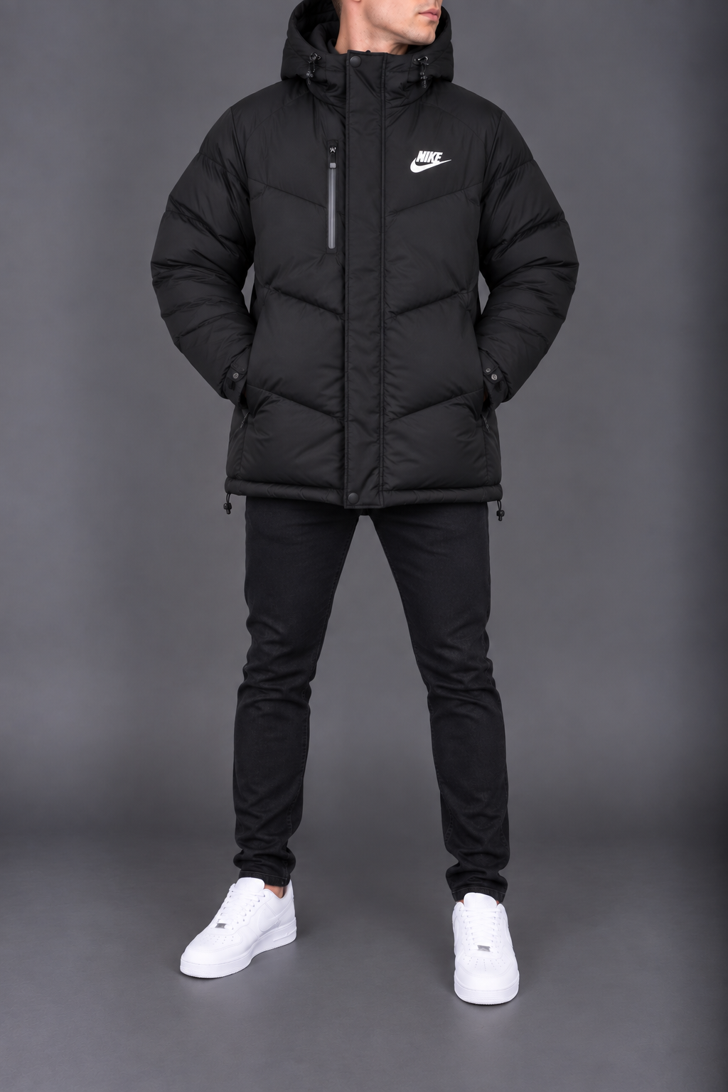 Nike striukė