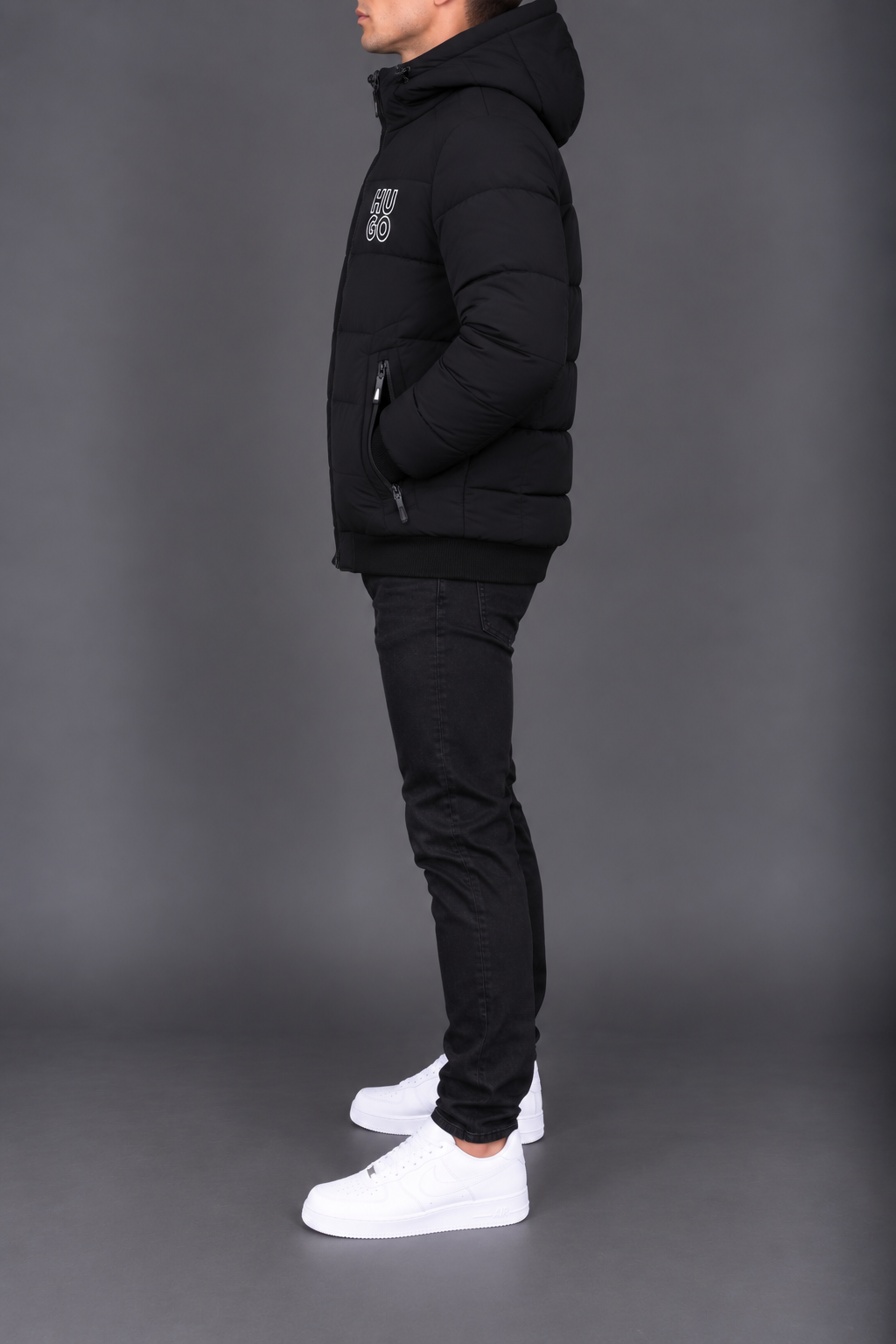 Hugo Boss striukė