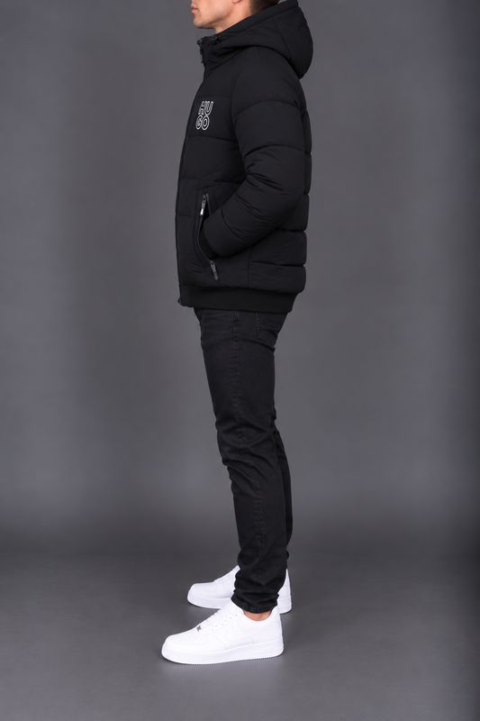 Hugo Boss striukė