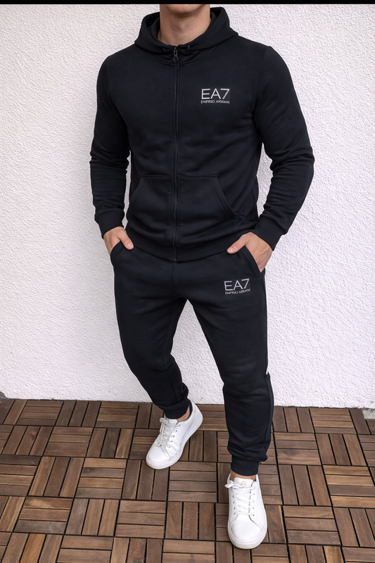 Emporio Armani sportinis kostiumas