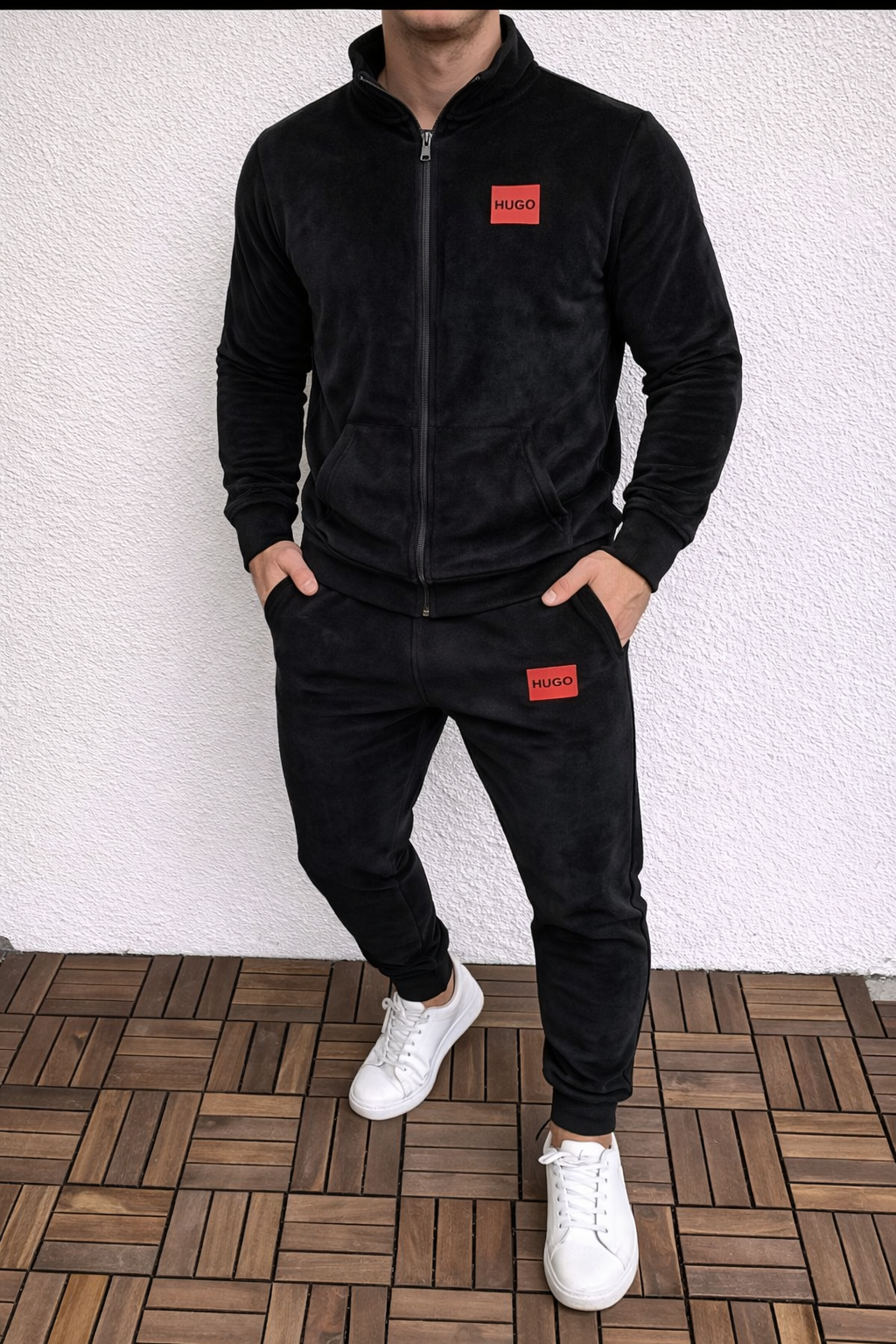 Hugo Boss veliūrinis kostiumas