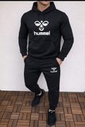 Hummel sportinis kostiumas .