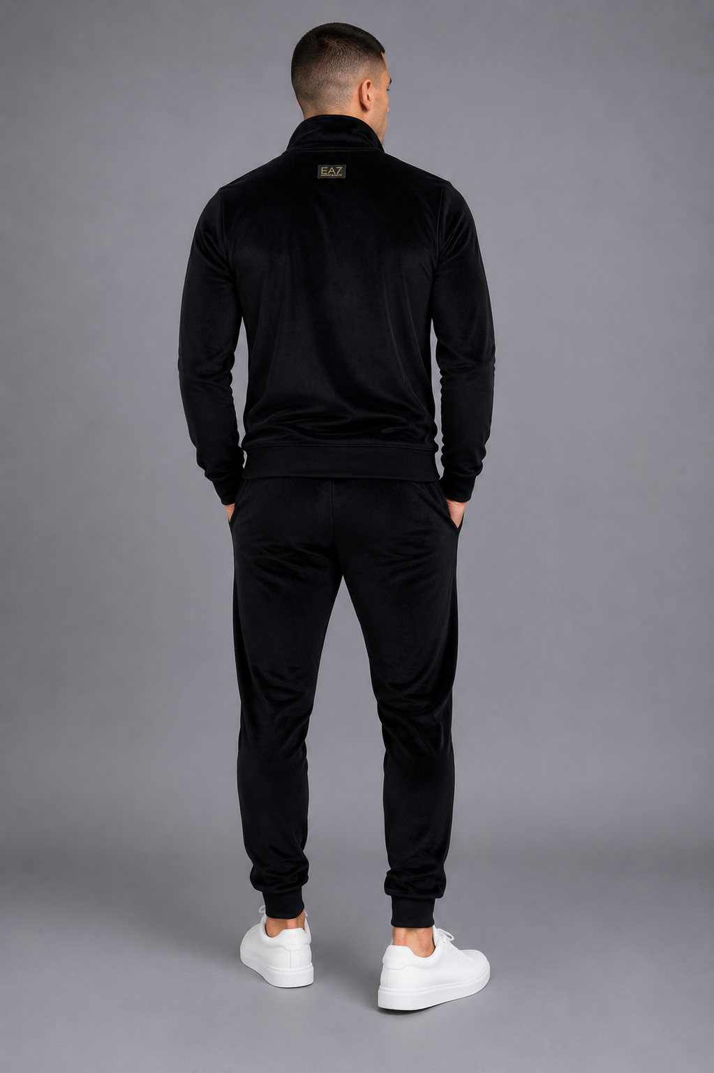 Emporio Armani Veliūrinis Kostiumas