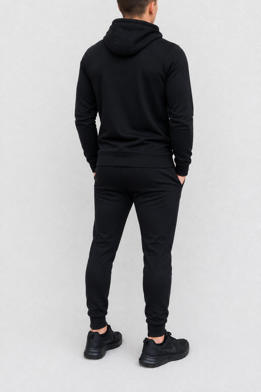 Hugo Boss Kostiumas
