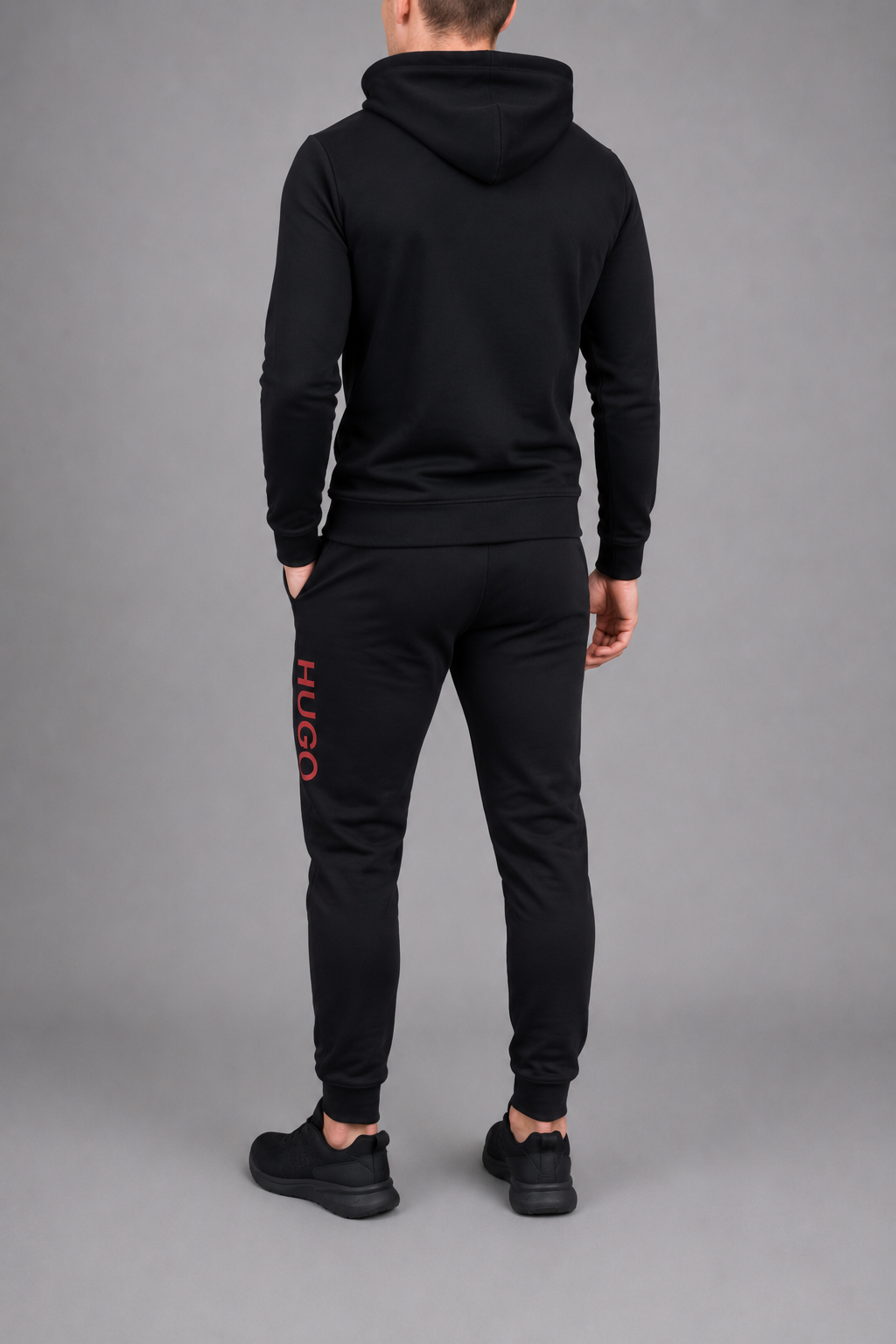 Hugo Boss Kostiumas